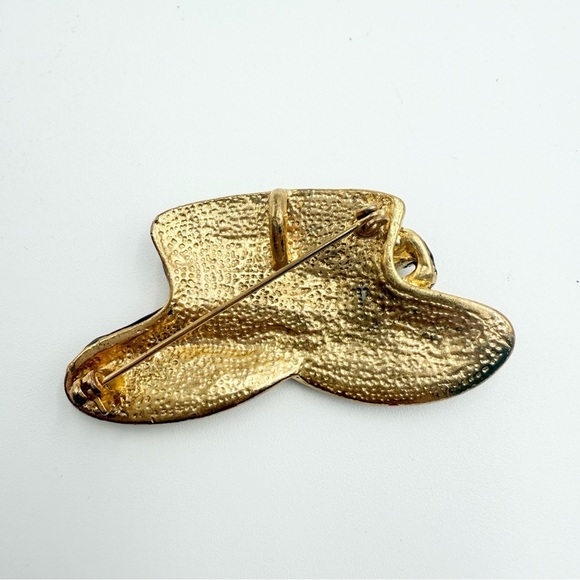 Vintage Red Hat Society Enamel Rhinestone Figural Pin Brooch Pendant - Picture 4 of 5